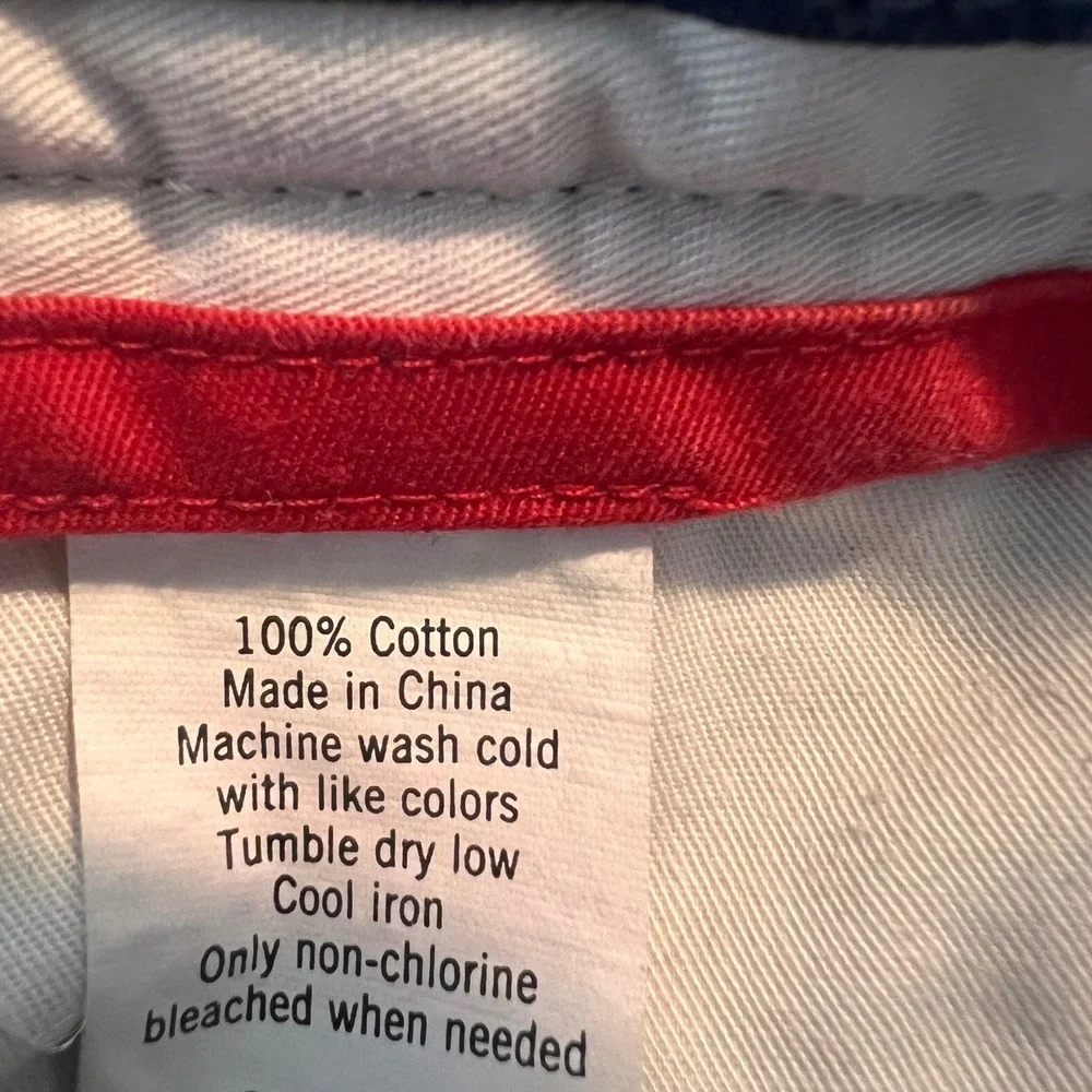 Vineyard Vines Mens 32x32 Navy Corduroy Christmas Wreath Santa Whale chino pants